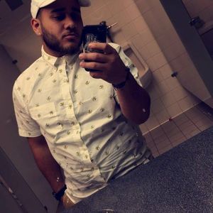 Meet your Posher, Genaro